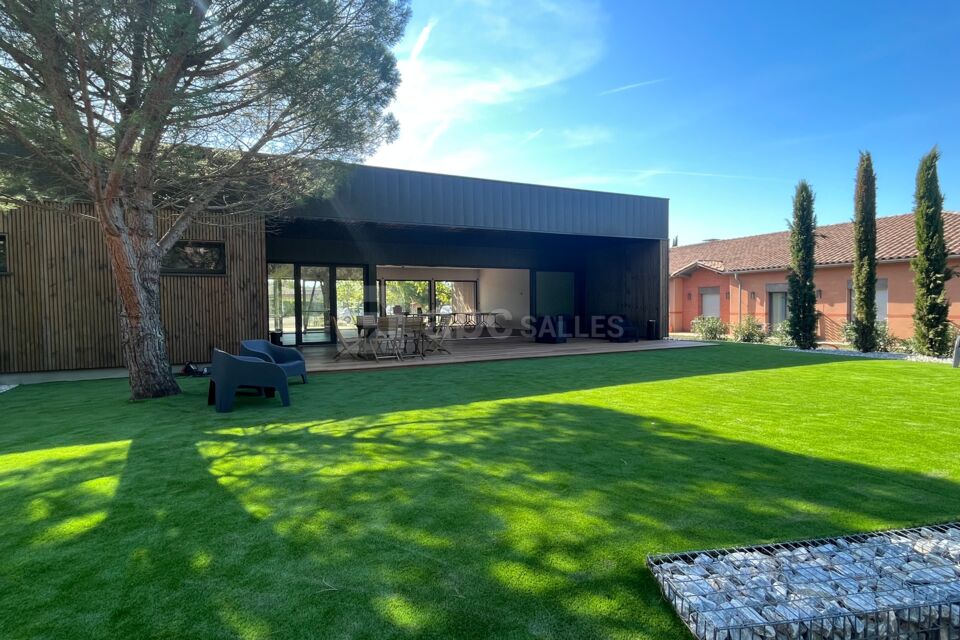 LE PAVILLON OCCITAN Vue principale depuis le jardin