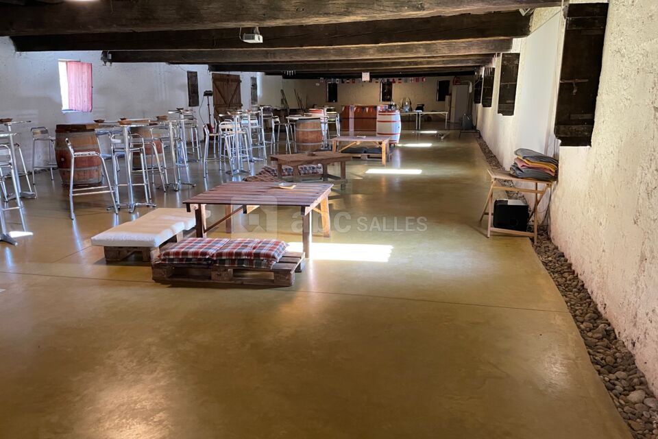 Grand chai de 300m2 pour toutes vos envies