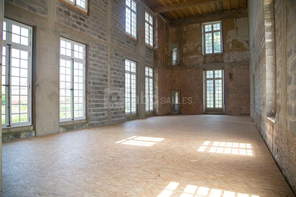 Salle cathédrale (vide)