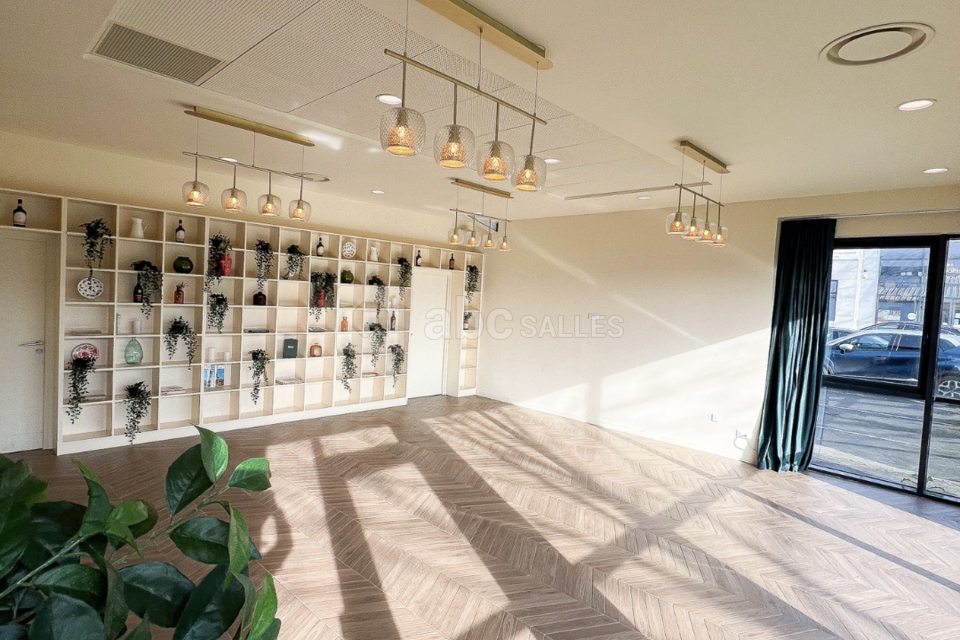 Salle 51m²