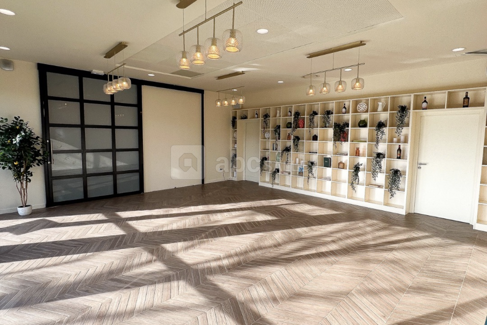 Salle 51m²