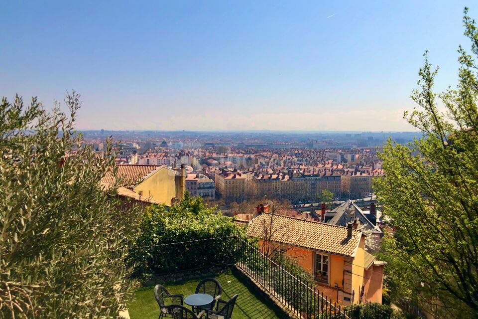 Vue Terrasse Suite Rouge
