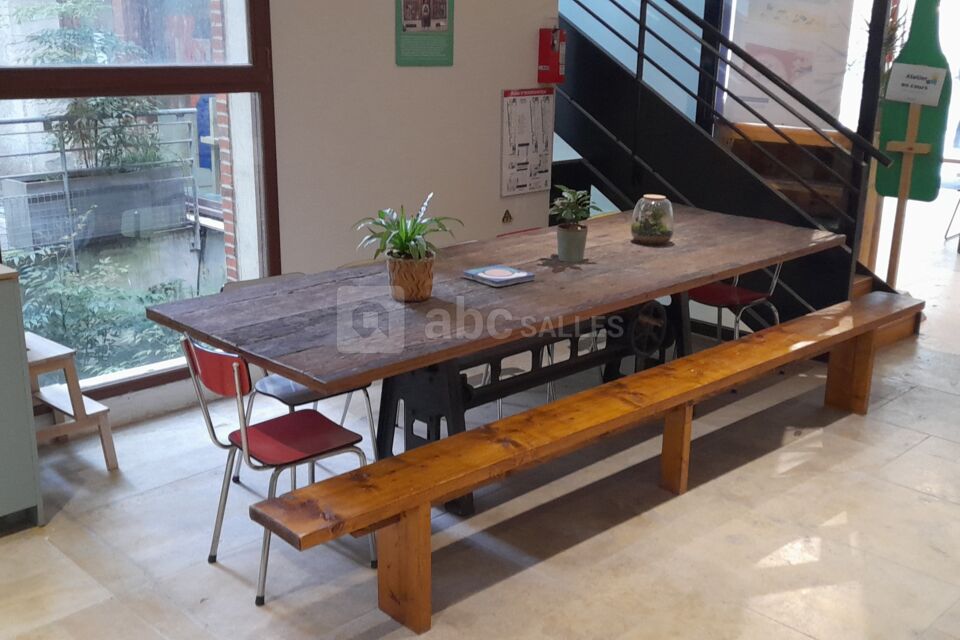 Rez-de-chaussée - Cuisine (table)