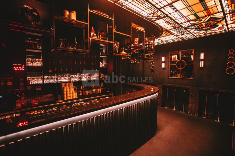 Entrée bar