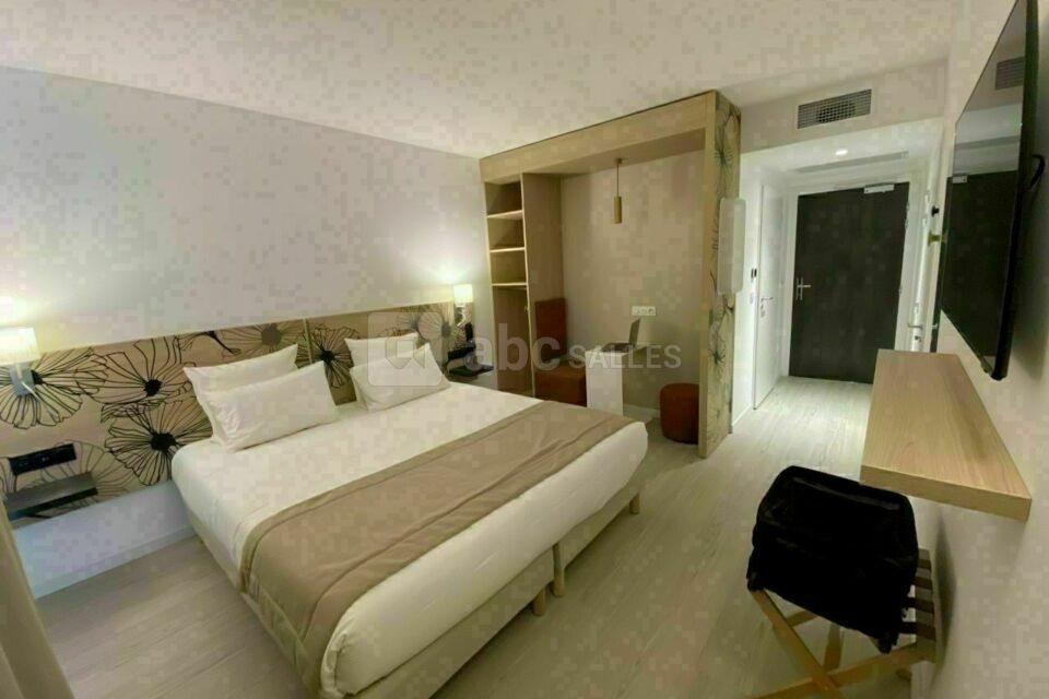 Hôtel Courrier Sud