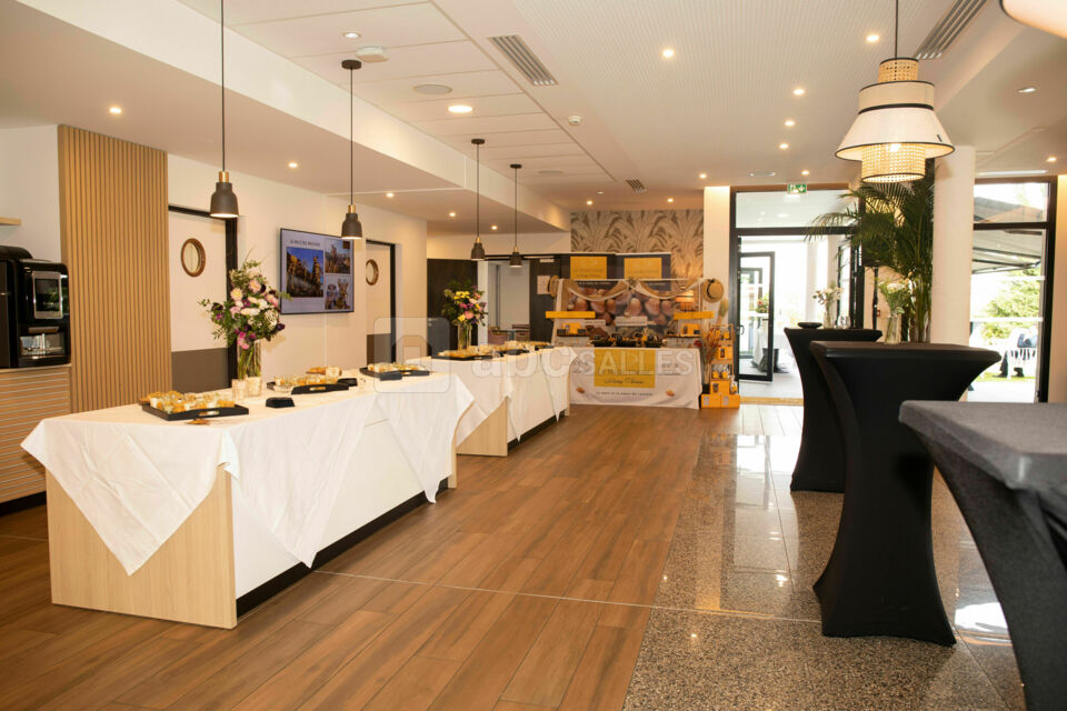 Hôtel Courrier Sud