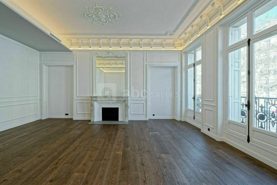 Showroom Avenue Marceau