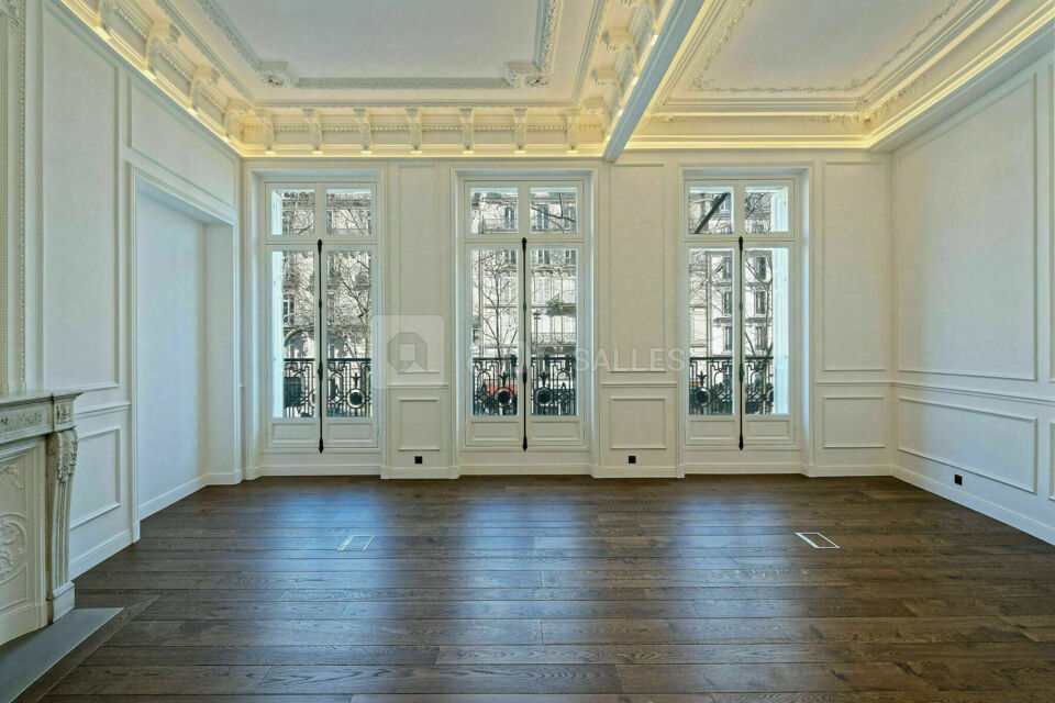 Showroom Avenue Marceau