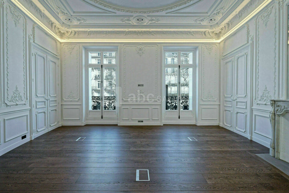 Showroom Avenue Marceau