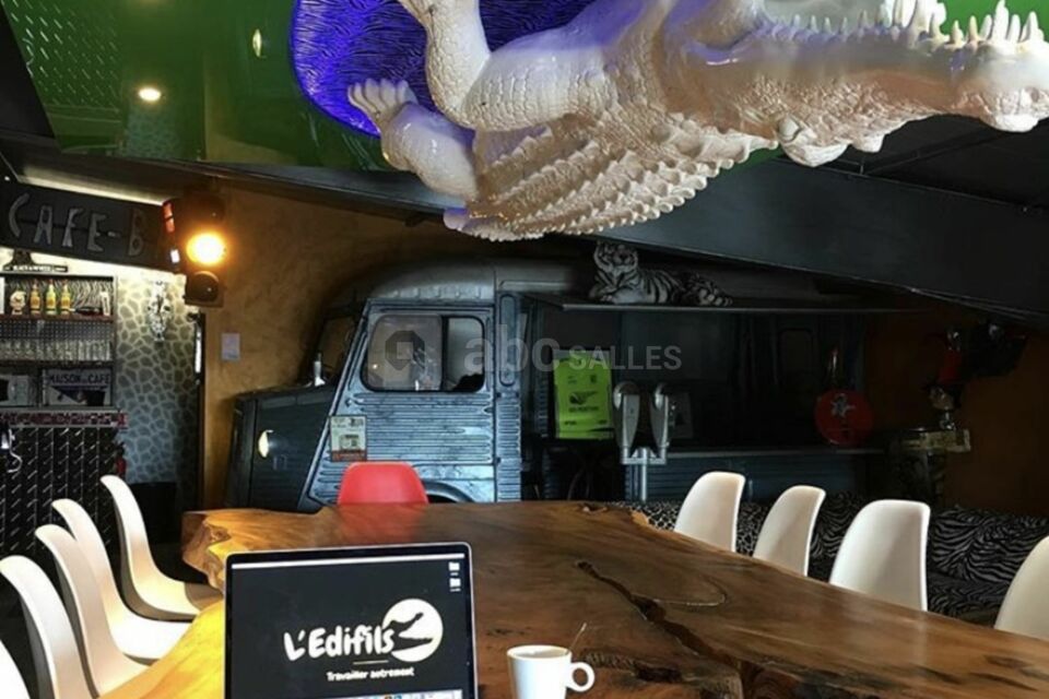 Salle crocodile