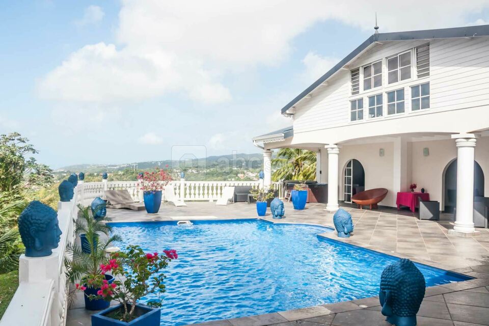 Villa Victoria