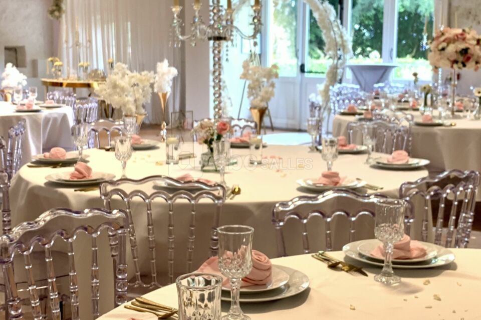 Mariage dans la grande salle