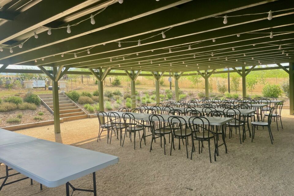 Espace couvert - Jardin Mielifique