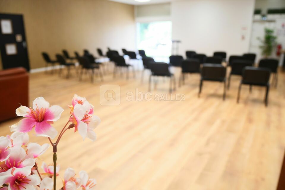 SALLE XL- Les Salines - Conférence