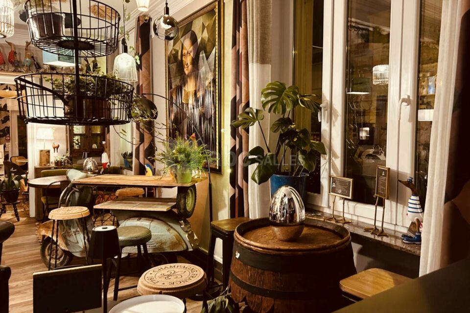Le Carrousel - Boire Manger et Chiner