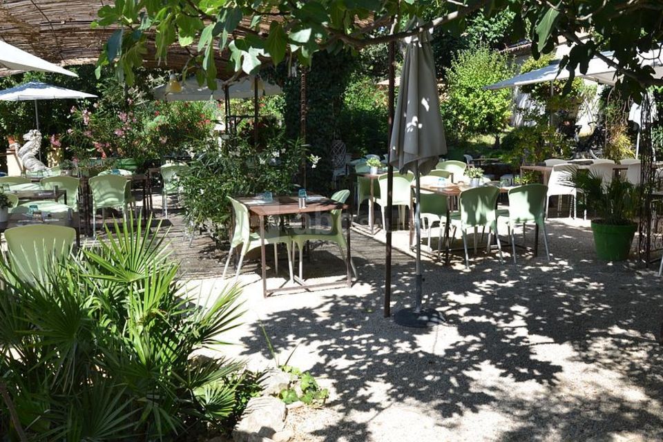 Les Écuries de l'Aube