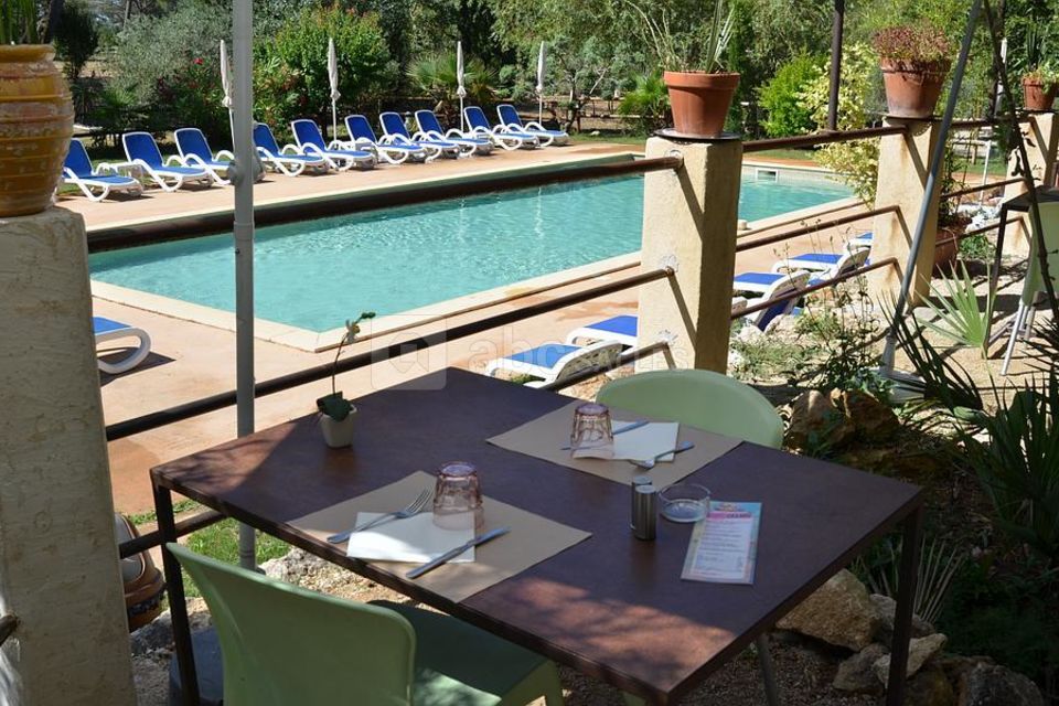 Les Écuries de l'Aube