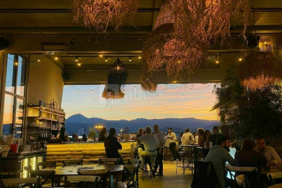 Le Roof des Volcans
