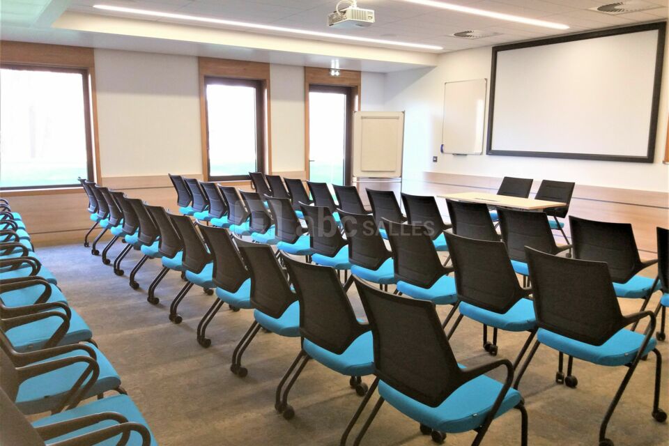 Salle de réunion M-N-O-P