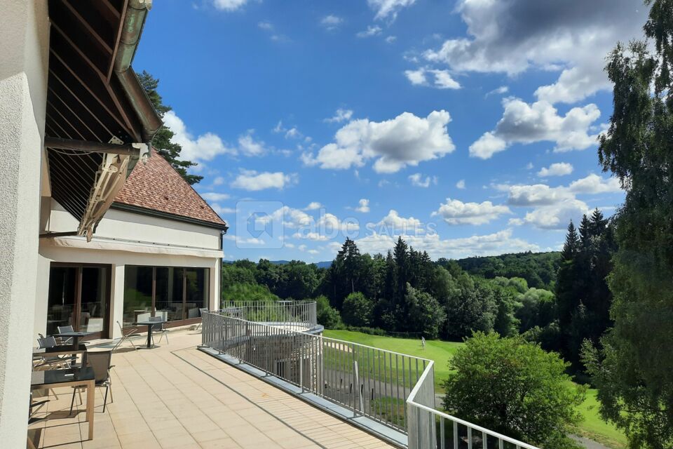 LaLargue Golf Resort