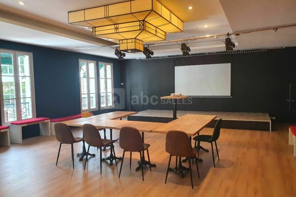Le Troyes Fois Plus
