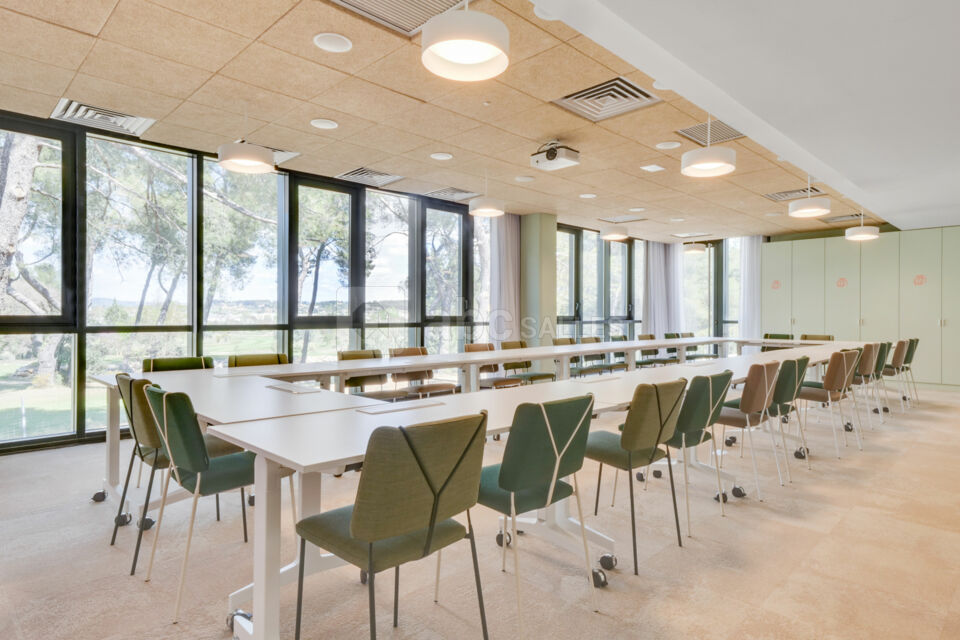 Newton Offices Golf des Milles
