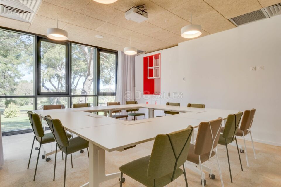 Newton Offices Golf des Milles