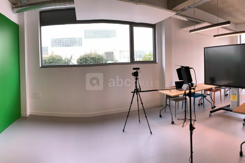 Salle Pulsar à La Base by CCI19 en version "Studio photos et vidéos"