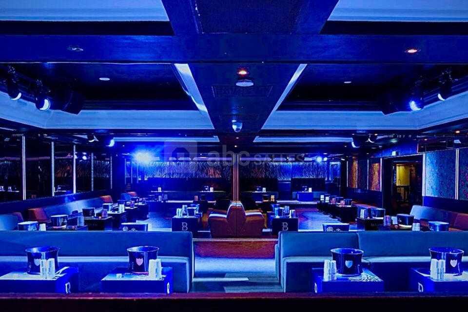SALLE DE RECEPTION - AMBIANCE BLEUE