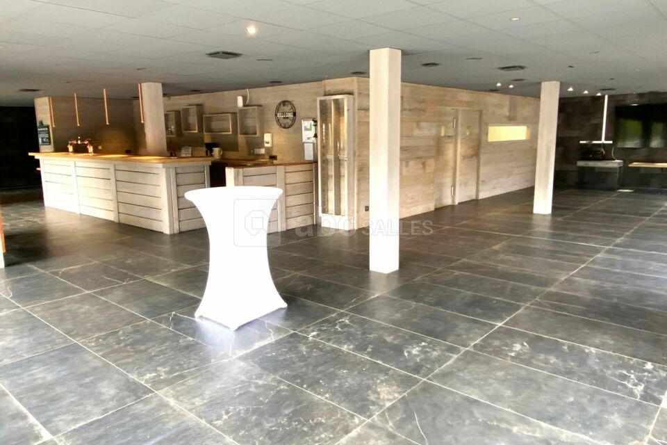 Salle + bar