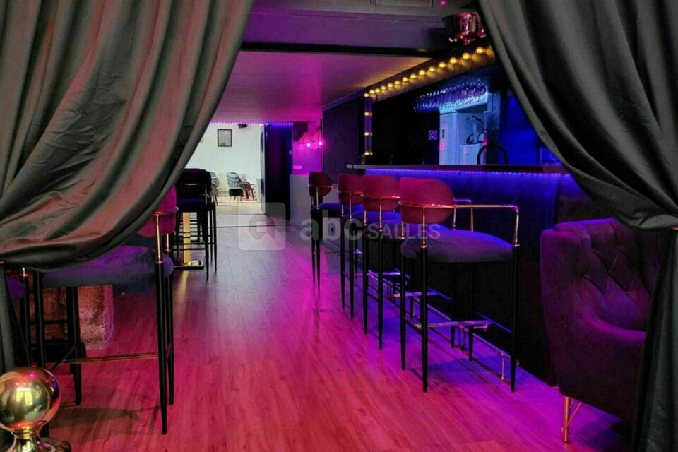 Accueil et bar du Boudoir