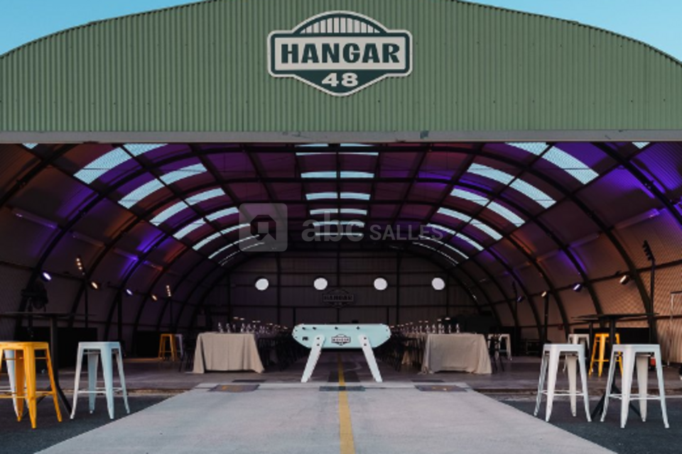 Hangar 48