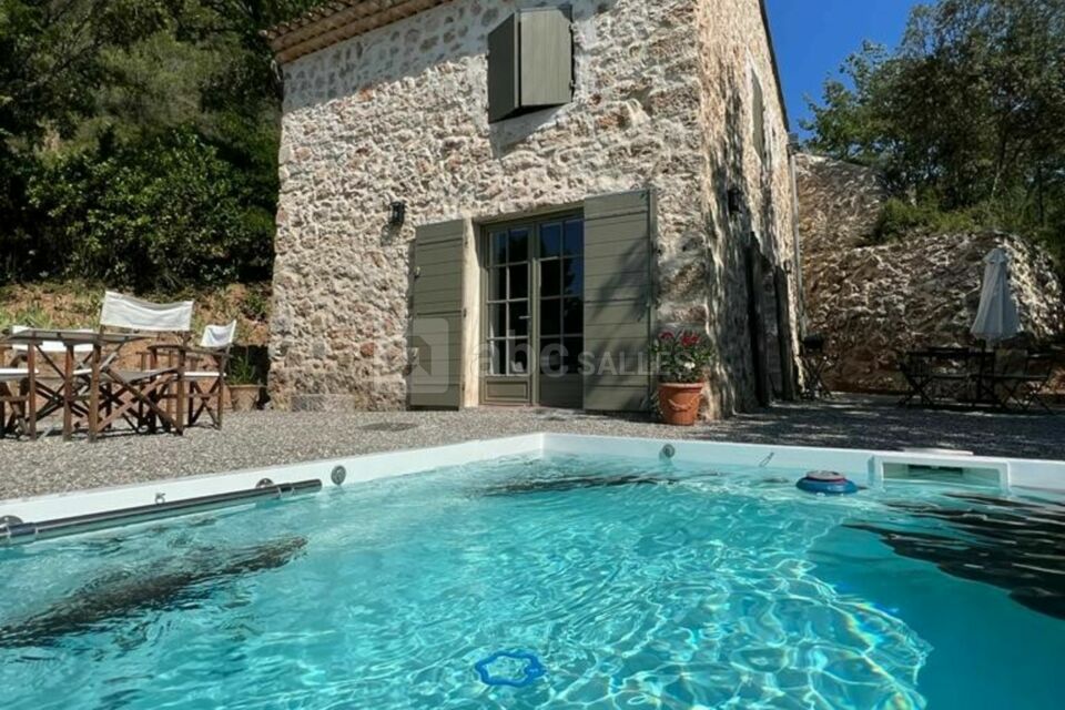 Piscine privative pour se rafraîchir