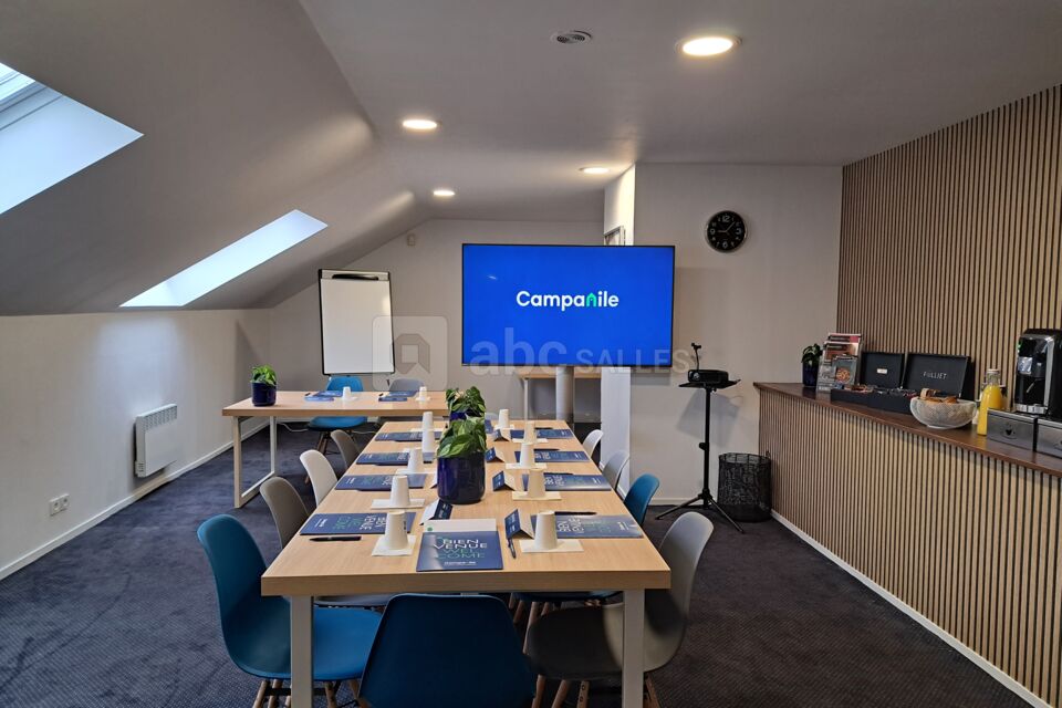 SALLE JEANNE HACHETTE