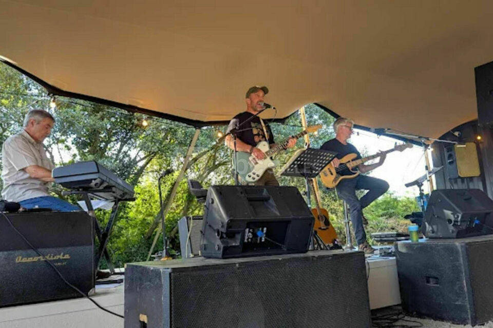 Guinguette - la Blanche Hermine