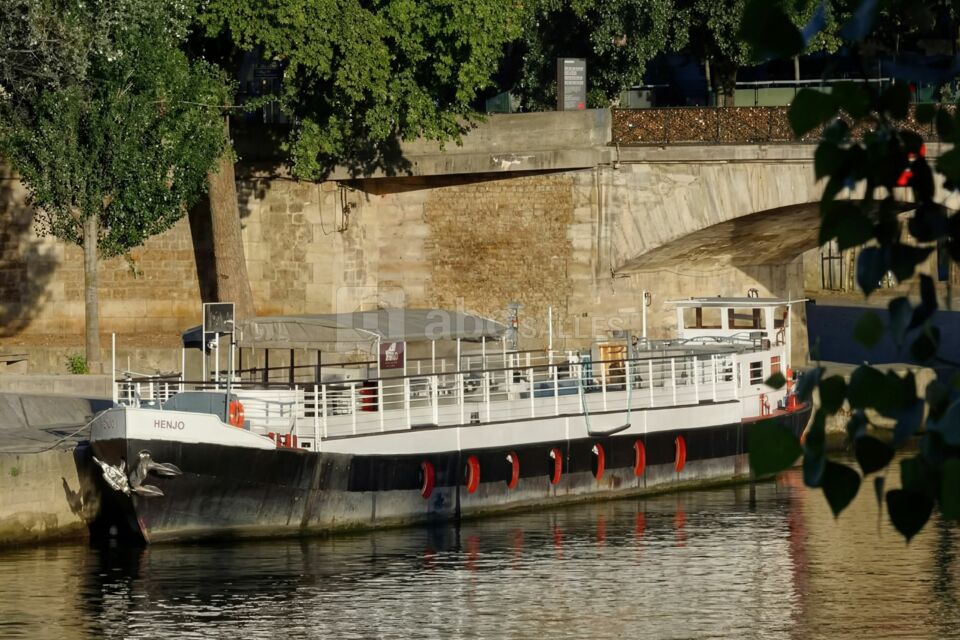 Péniche HENJO