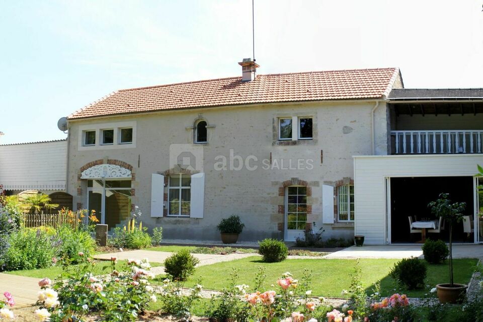 Clos de la Court d'Aron