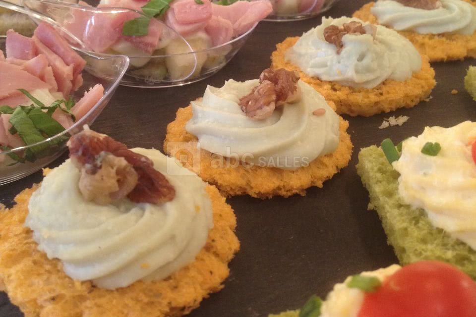 Canapés variés